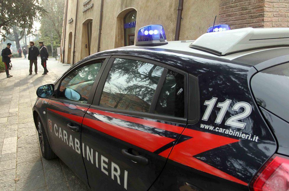 Assegno falso per pagare il Parmigiano Reggiano 