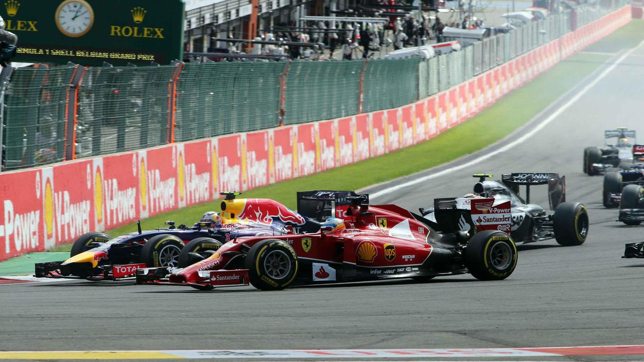 La bagarre tra Ricciardo e Alonso
