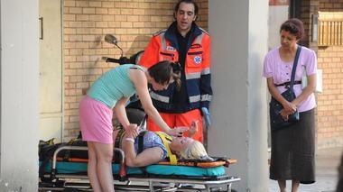 Carrara, muore asfissiata nell’abitazione che va a fuoco