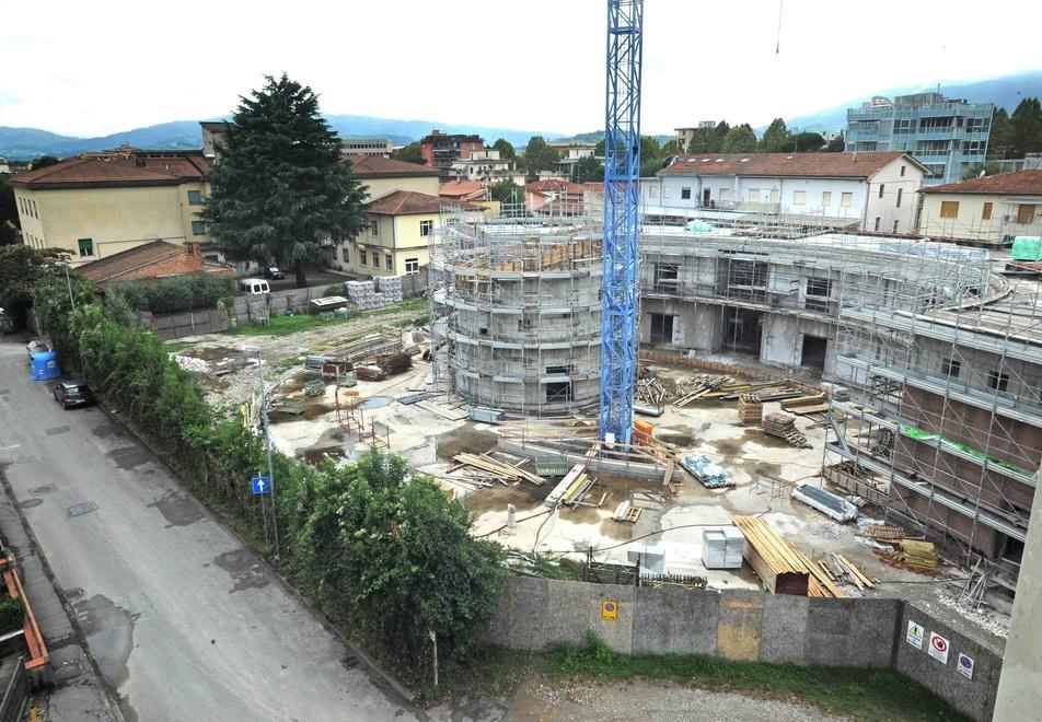 «Nove licenziamenti», ma poi l’ex Aias ci ripensa 