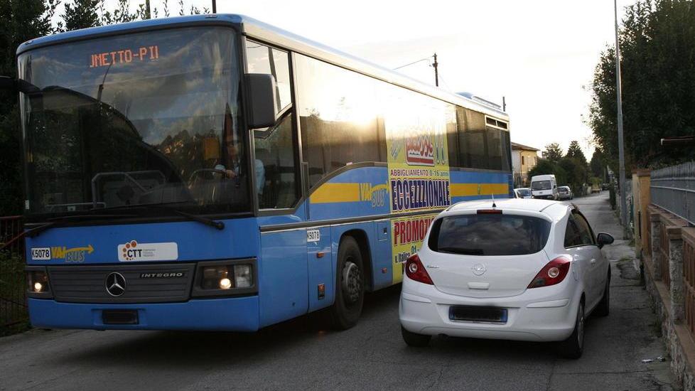 Sarà deviato il percorso dei bus in via Pisanica