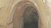Ipogeo etrusco o zecca, Marciana riscrive la storia