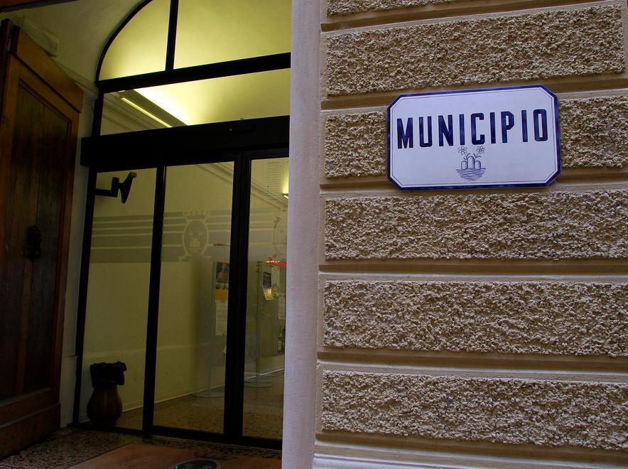 «Dopo i tagli alla giunta caccia aperta agli sprechi» 