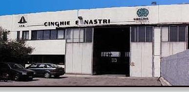 In fuga dopo un tentato furto, cade dal tetto: grave quarantenne 