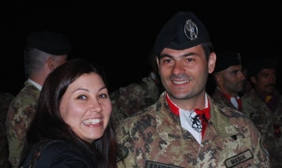 Dalla missione all’altare: il tenente sposa la sua Giusi