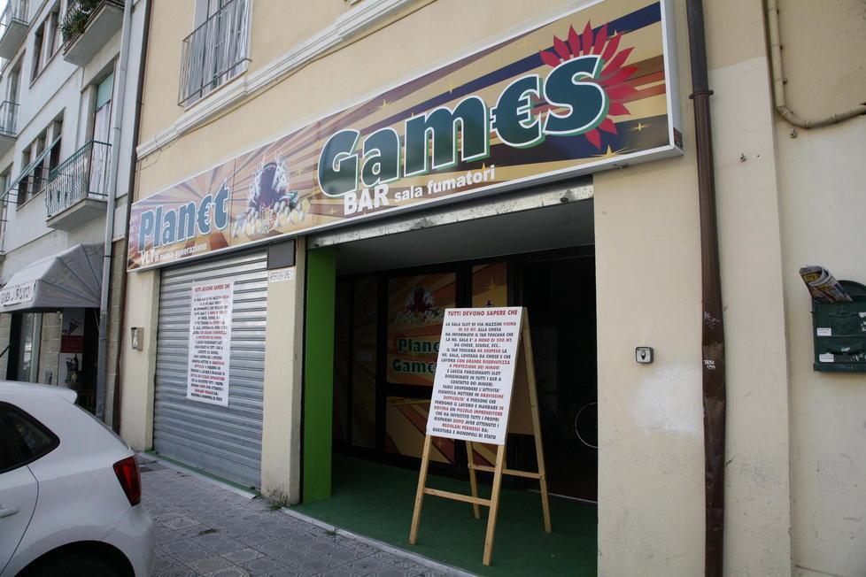 Sala slot troppo vicina alla chiesa, il Tar: deve chiudere 