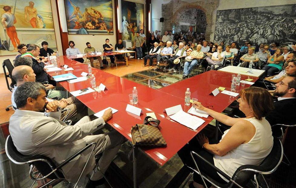 Il caso Cosimi arriva in consiglio comunale 
