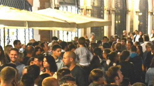 Ubriachezza molesta, multati sei giovani alla Notte Bianca