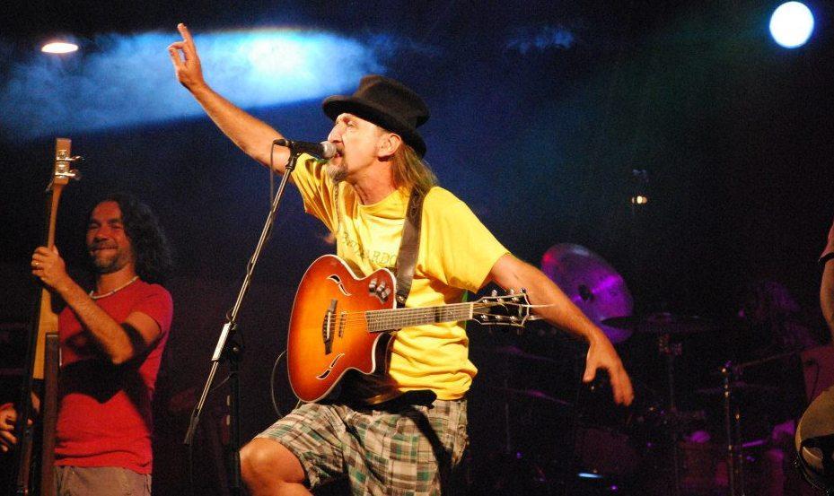 La musica della Bandabardò per chiudere il Ferragosto 