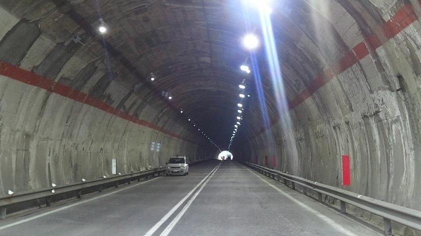 Oggi la riapertura della galleria di Baiso