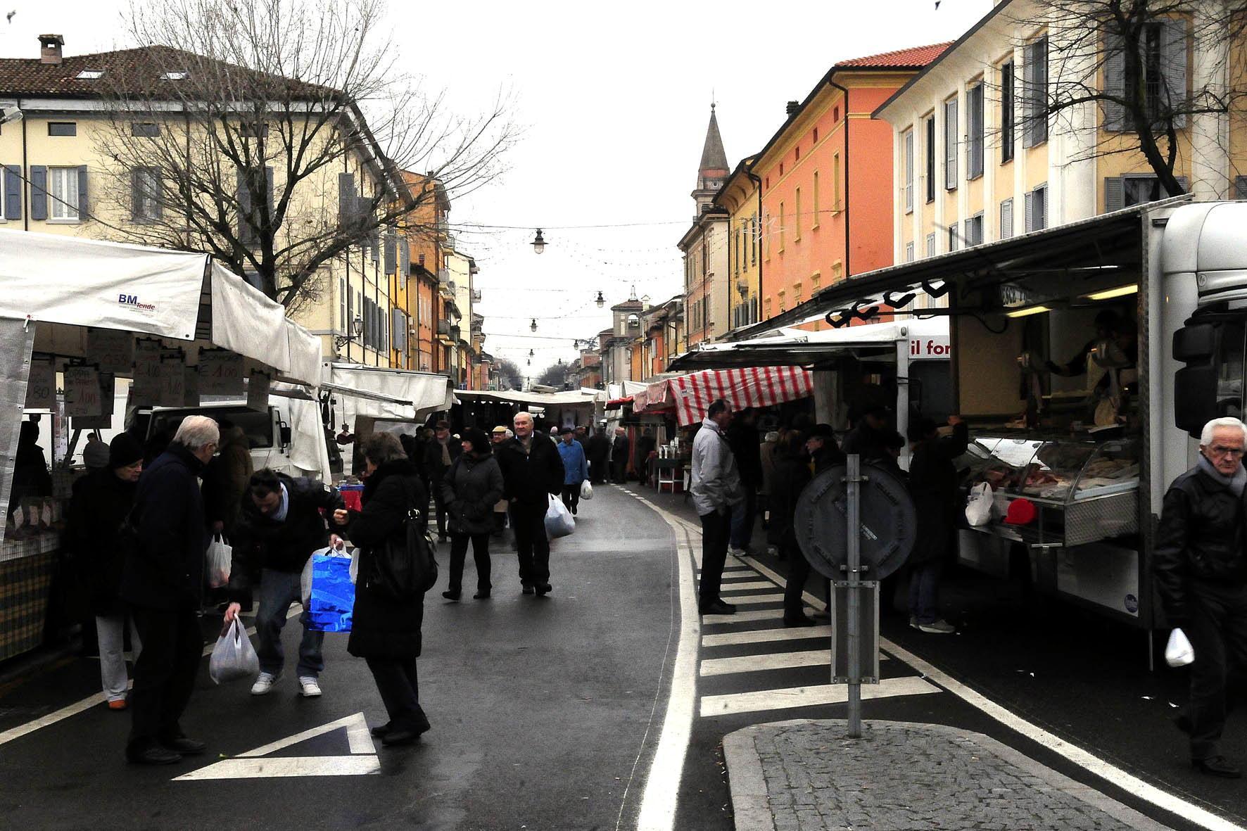 Sequestrati 15mila prodotti irregolari