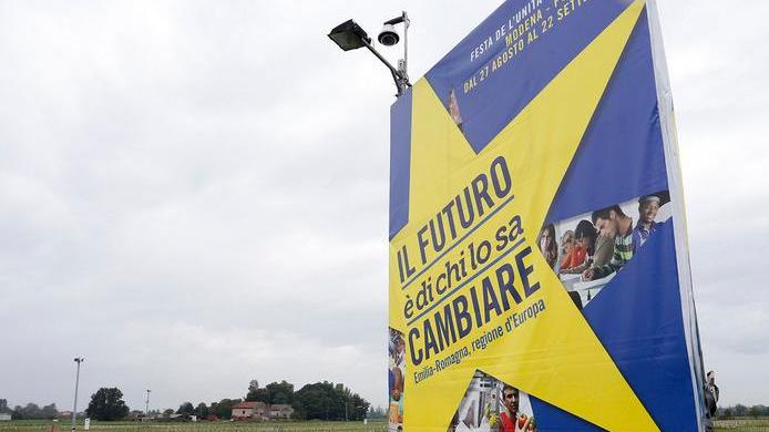 Pd, la Serracchiani apre la festa