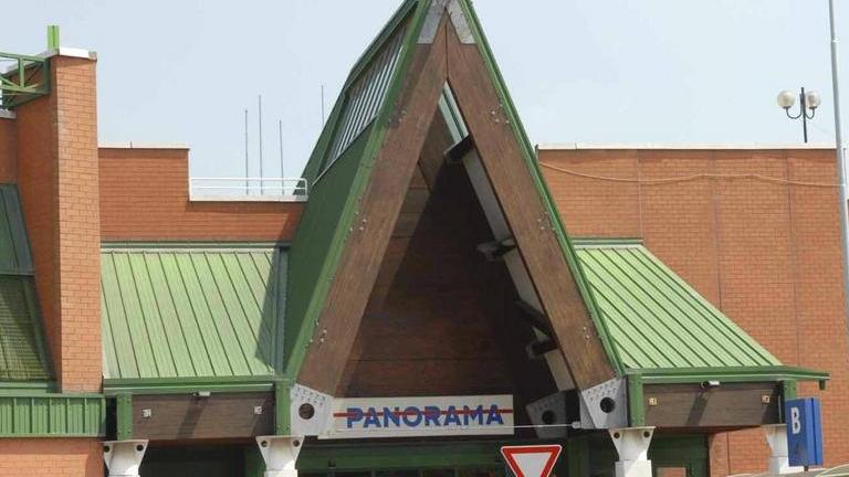 Scontro Coop-Panorama: ora irrompe il Comune