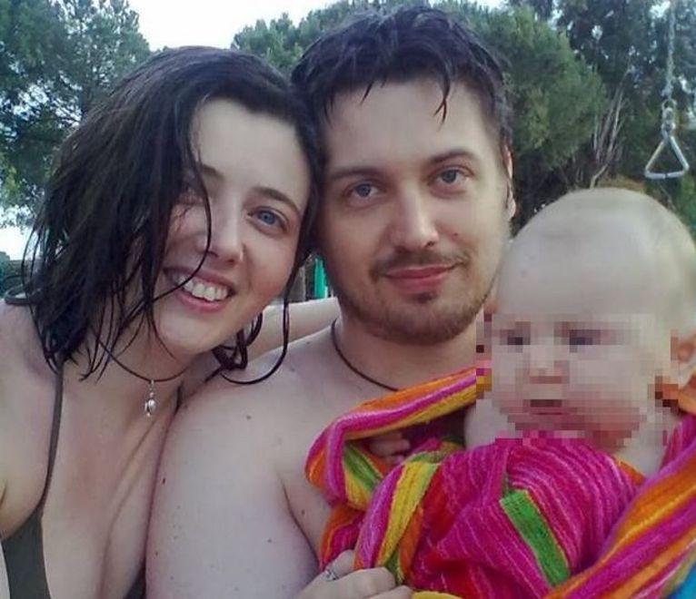 L'appello dopo il furto: «Ridatemi il pc con le foto di Andrea» 