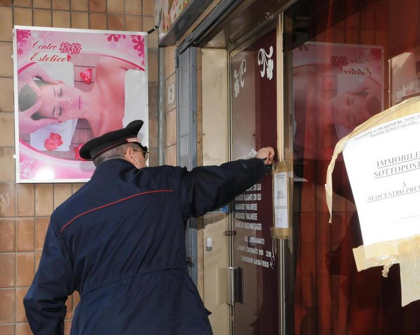 Chiuso centro massaggi gestito da cinesi 