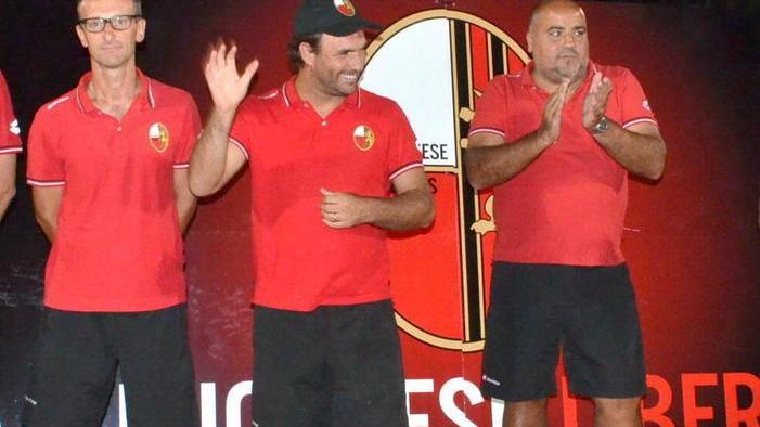 Settecento in delirio per i rossoneri incitano Pagliuca e i tanti giovani