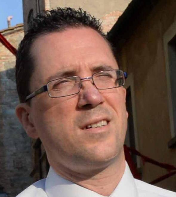 Associazioni, via al bando
