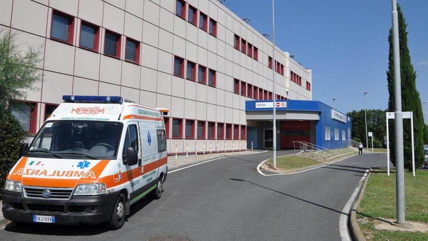 Accoltella l’ex genero ferita anche la nonna