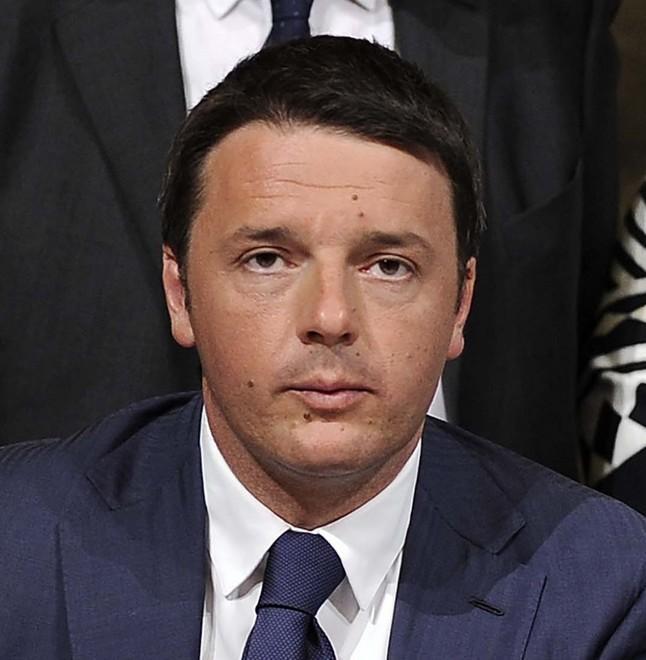 Cerimonia a Olbia con Renzi 