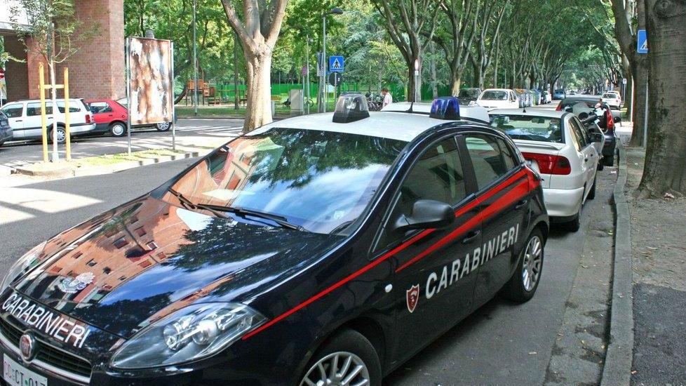 Straniero offende disabile, poi la lite