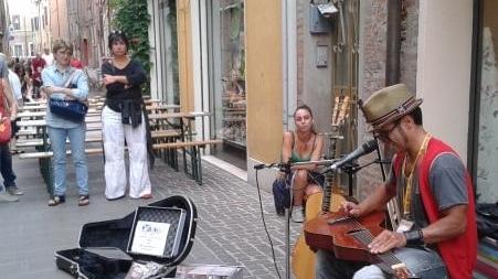 “Via Contrari Classic Corner 33”