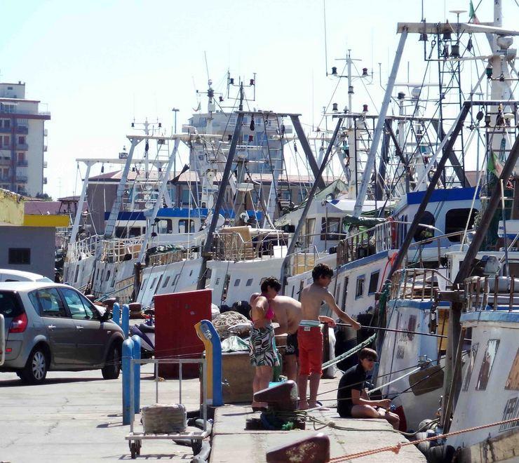 Sulle tavole solo il pesce croato e del mar Tirreno 