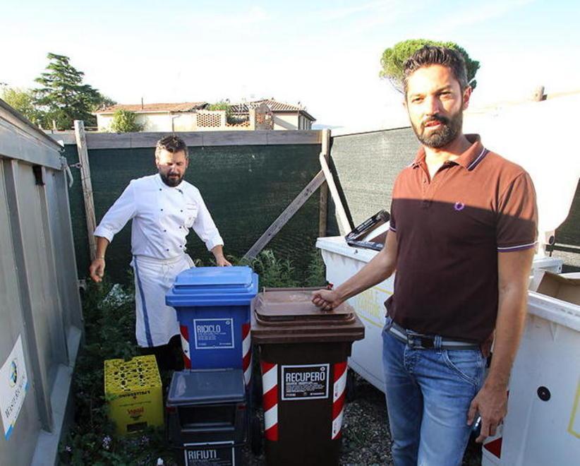 Esplode la rivolta di bar e ristoranti contro le maxi-bollette dei rifiuti 