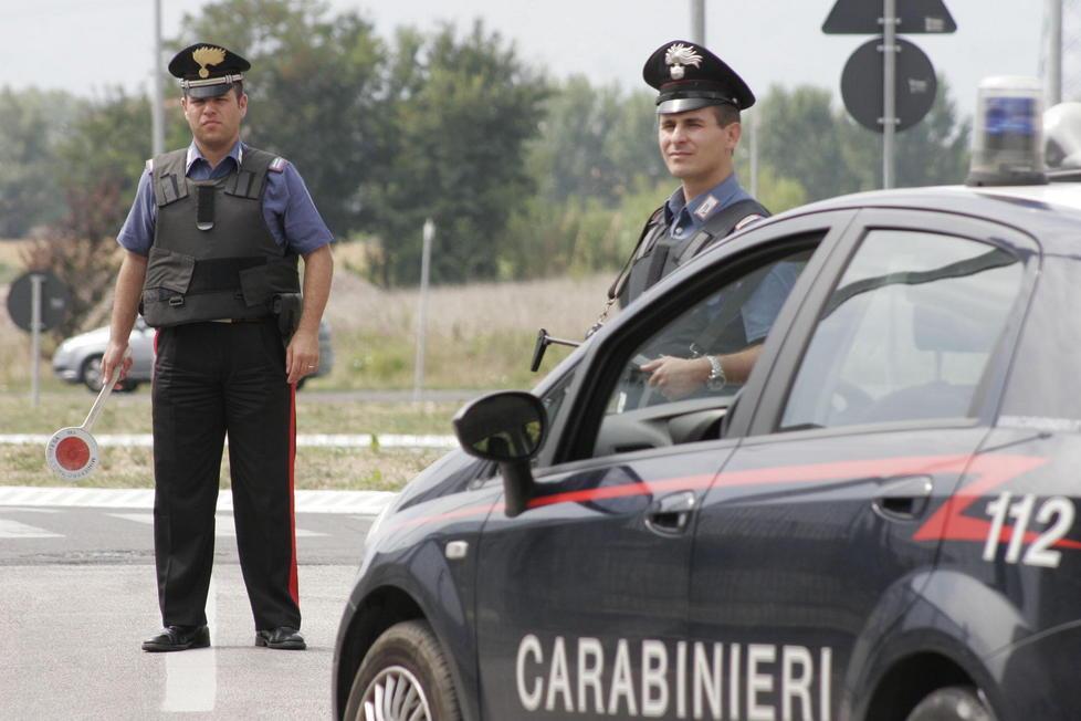 «Dovete morire come i vostri colleghi a Nassiriya»: arrestato un avvocato 