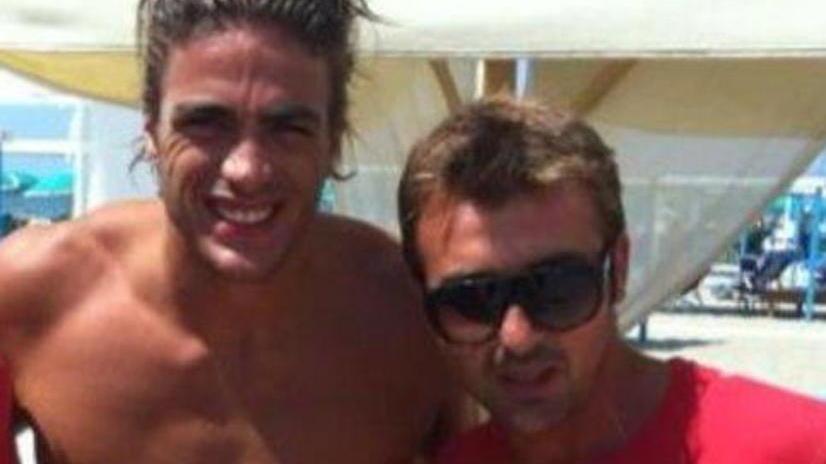 Matri in relax sulla spiaggia di Flavio Briatore