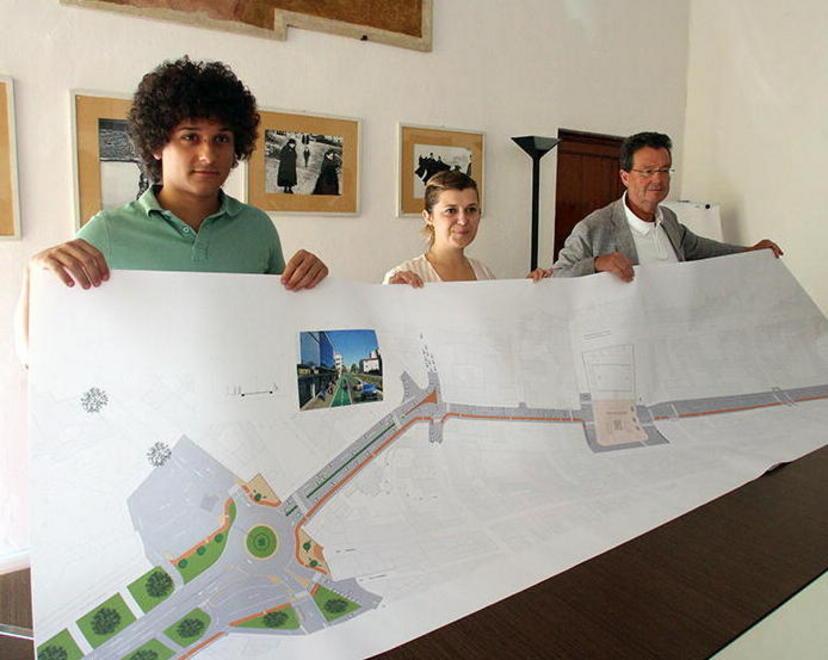 Cambia il look di piazza Guerra, addio “ovi” ma resta la ciclabile 