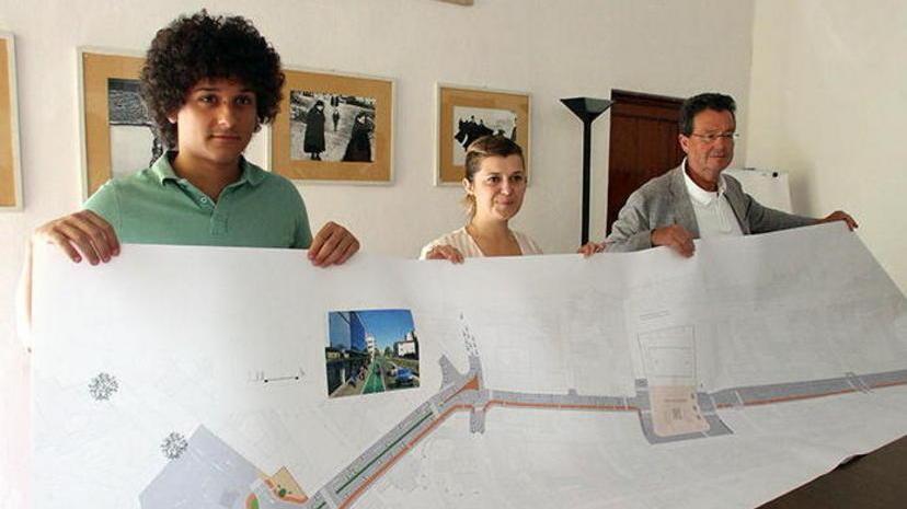 Cambia il look di piazza Guerra, addio “ovi” ma resta la ciclabile