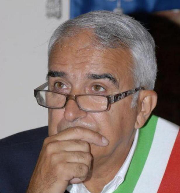 Il sindaco Stella: «L’azienda faccia chiarezza e investa per tutelare la salute e il lavoro»