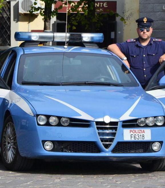 Famiglia presa a sprangate dai vicini dopo un litigio 