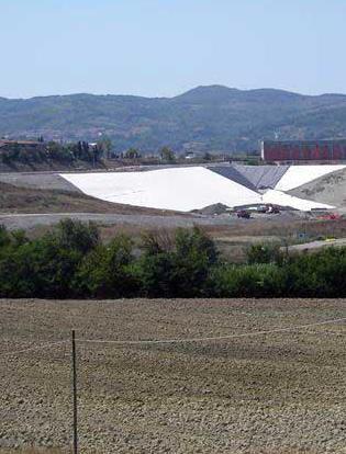 «La discarica non c’entra nessun problema di insetti»