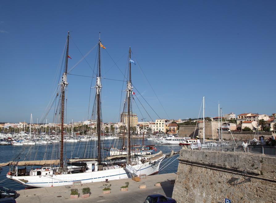 Ieri l’arrivo in porto del “Santa Eulalia” 