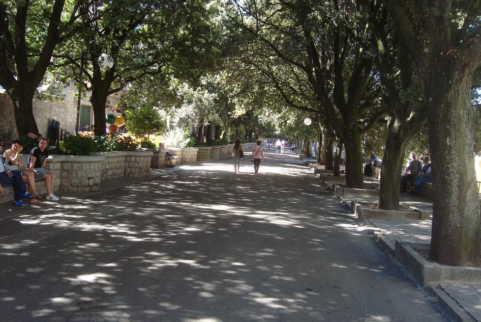 Fonte Nuova sul viale del tramonto 