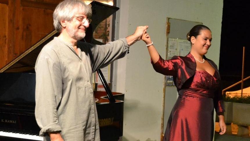 Torri e Scarfi, grande concerto nella piazza del Sapere