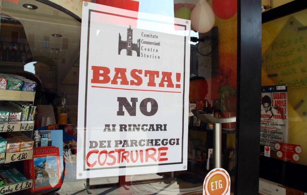 Quindici anni di schermaglie sulla sosta