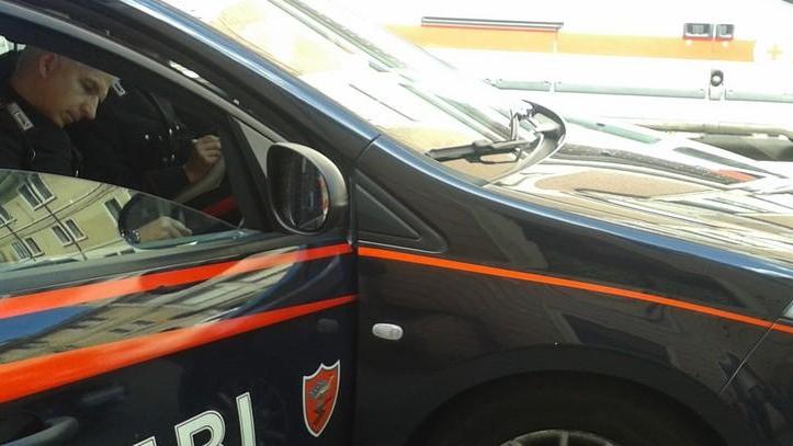 Rubano energia elettrica per i negozi