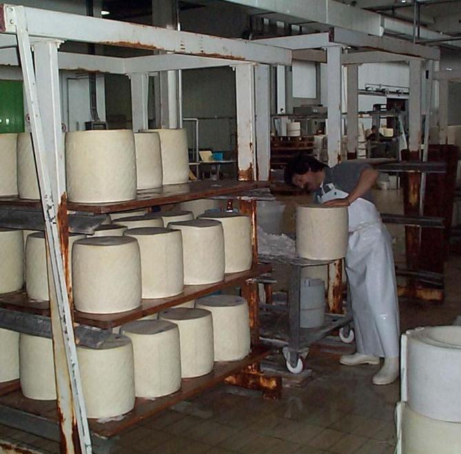Embargo a Mosca, anche il pecorino si ferma alla frontiera russa 