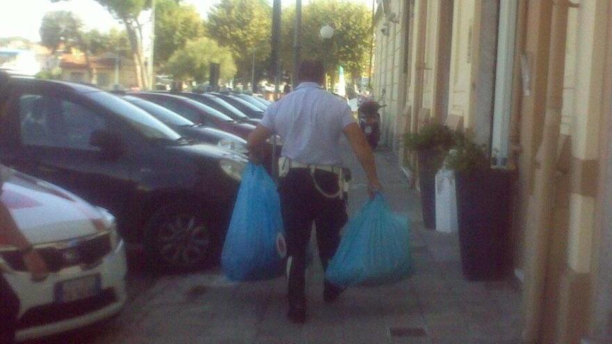 Sequestrati 600 prodotti contraffatti tra Viareggio e Lido