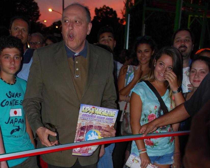 Il sindaco inaugura il Luna park 