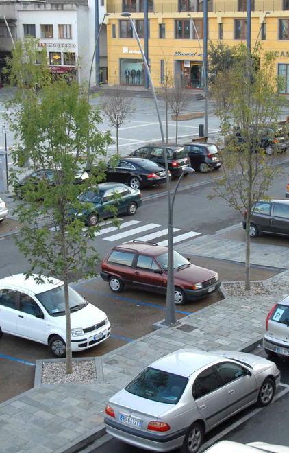 Infuriati per le auto rimosse 