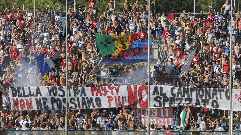 L’urlo della Nord: «Tutti uniti all’arrembaggio»