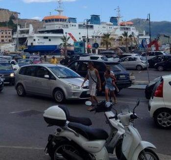 Via al nuovo controesodo ma c’è il ricambio di turisti 
