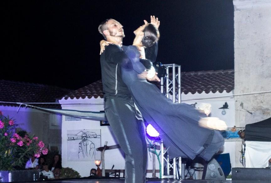  Emozioni in piazza a San Pantaleo: danza la memoria 