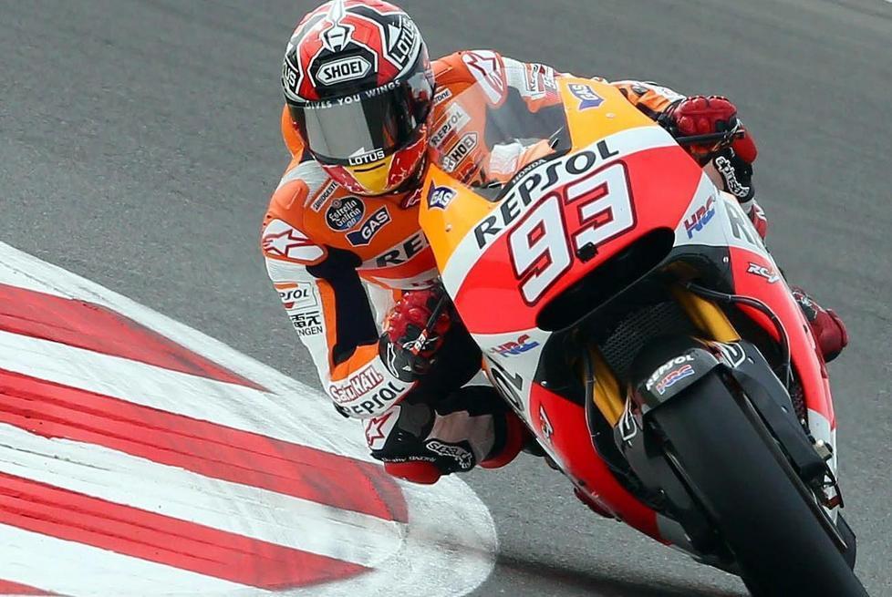 Marquez di nuovo in pole, Rossi sesto 