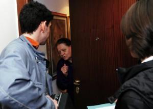 Falso operaio dell’acquedotto porta via tutto l’oro a una pensionata 