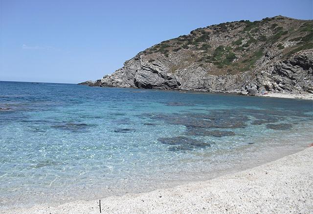 La sabbia candida di Rena Majore perla della costa di nord-ovest 