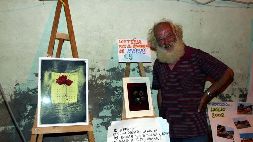 E’ un ex prete l’autore delle scritte "W Hamas"